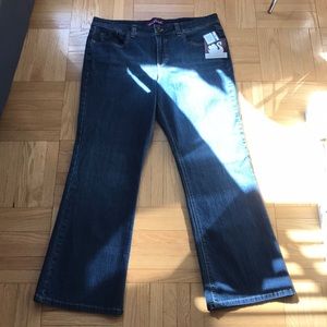 NWT Gloria Vanderbilt stretch Jeans size 16